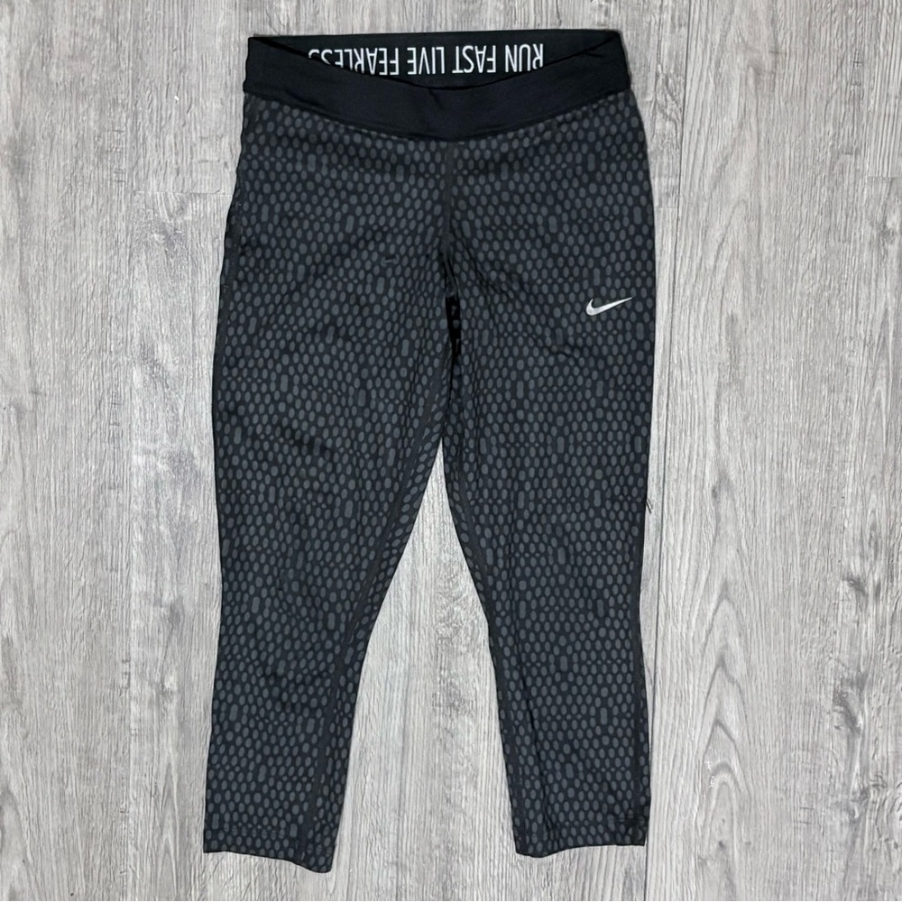 Nike Charcoal Capri Leggings